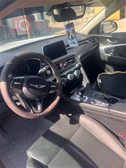 جنسس G70